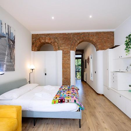 The Red Bricks Home - San Babila Area Milano Esterno foto